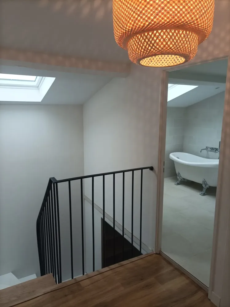 creation-escalier-beton-sur-mesure-a-le-chay-scaled